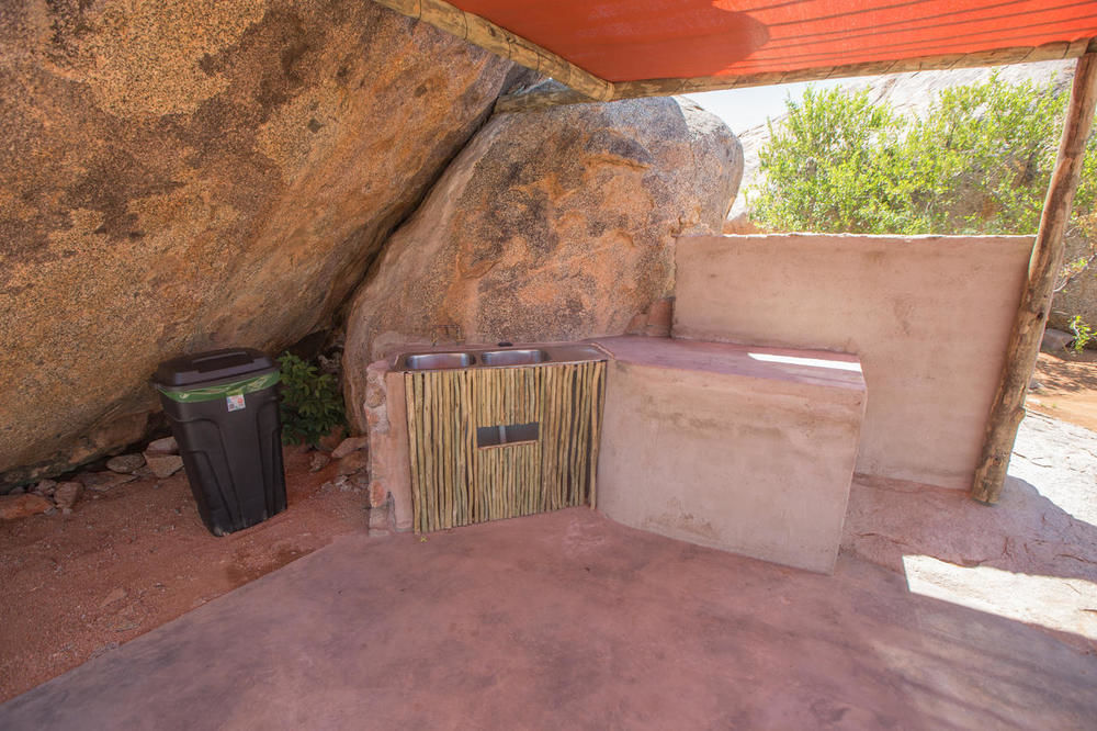 מלון Palmwag Hoada Camp Site מראה חיצוני תמונה